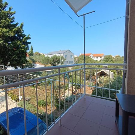 Apartmani Ramesa Murter Buitenkant foto