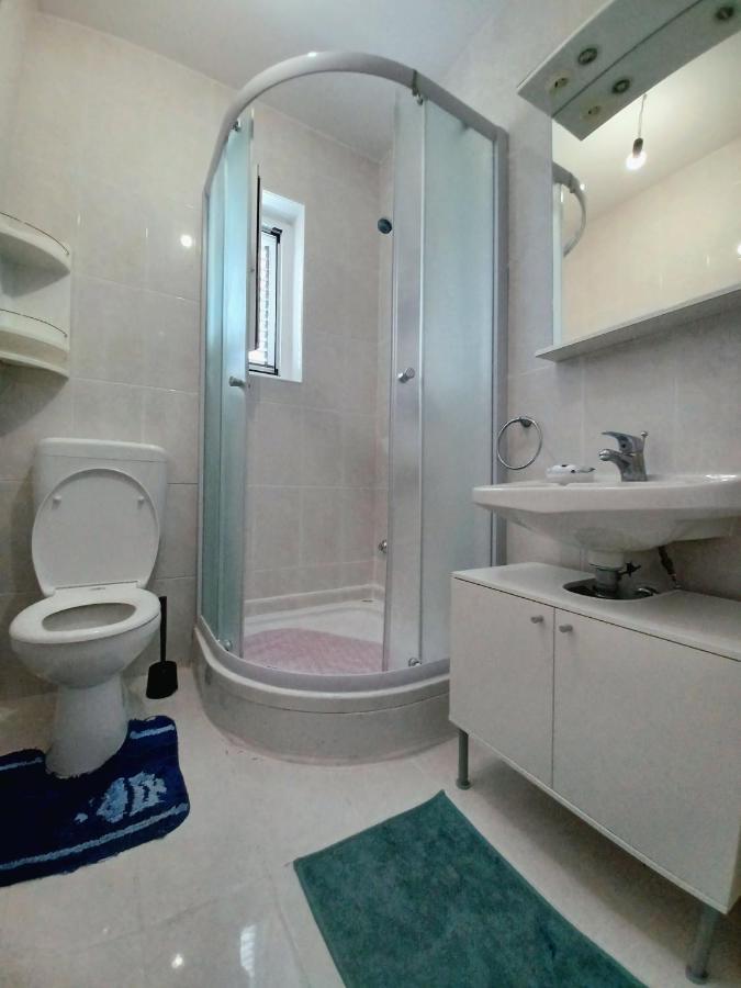 Apartmani Ramesa Murter Buitenkant foto